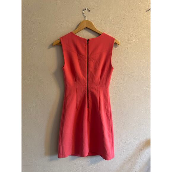 Diane Von Furstenburg pink pencil dress - Picture 3 of 4